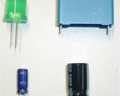 Bauteilvorbereitung Schneiden Biegen Sicken alle Varianten werden nach IPC oder nach Kundenvorgabe gefertig.